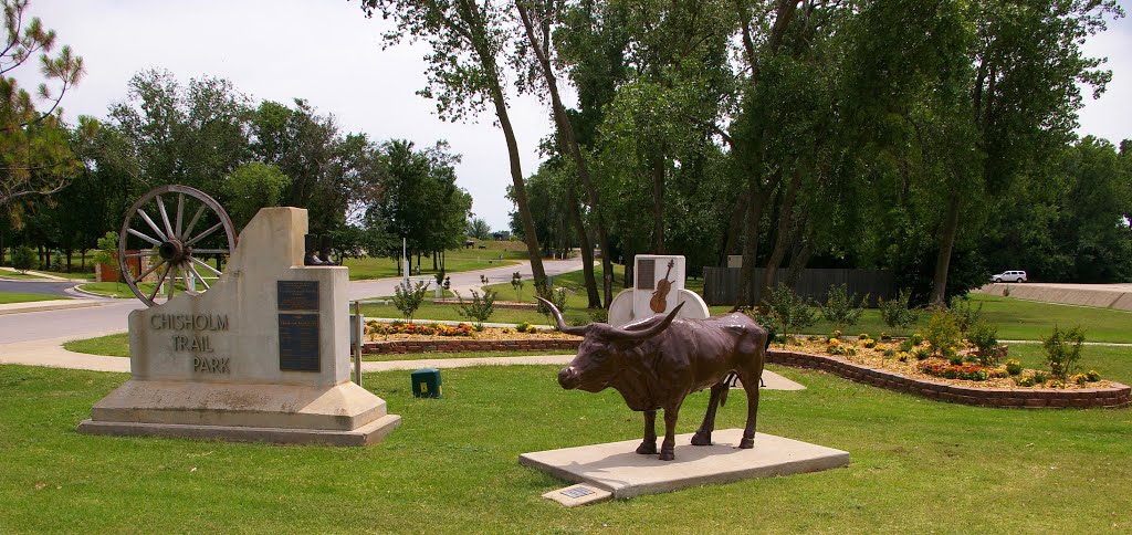 Entrance to Chisholm Trail Park